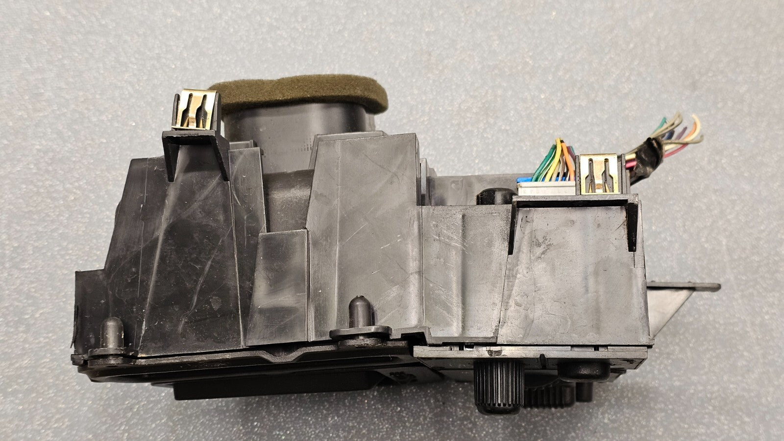 🔥99-06 Chevy Silverado Sierra Headlight Switch left Driver Air Vent Black HS19
