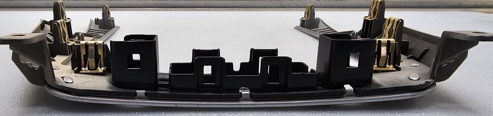 🔥08-12 Chevy MALIBU Center Dash Radio Bezel Panel OFF Signal Trim Tan SILVER B8