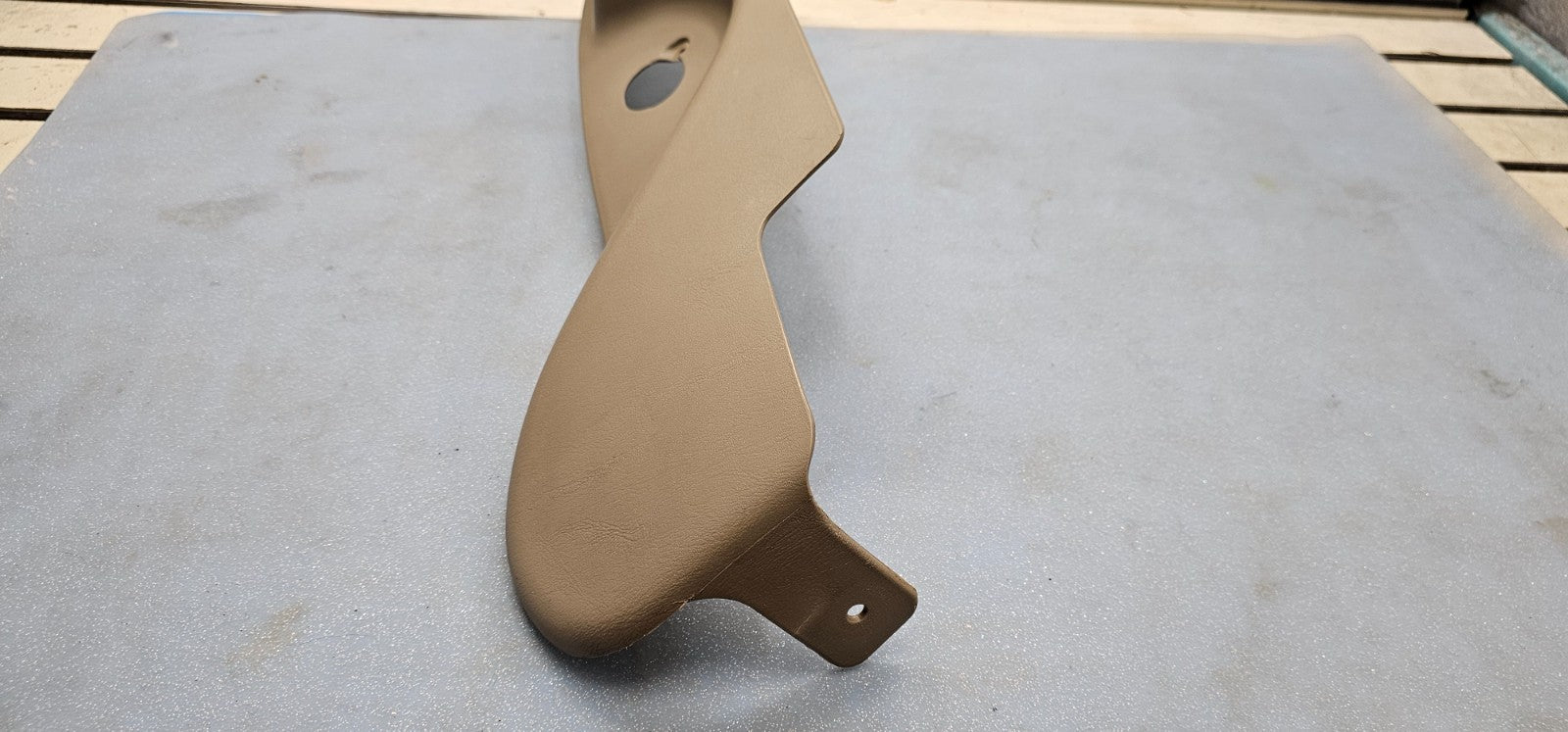 🔥99-07 Ford F150 250 350 Right Passenger Seat Beige Trim Molding Light Tan