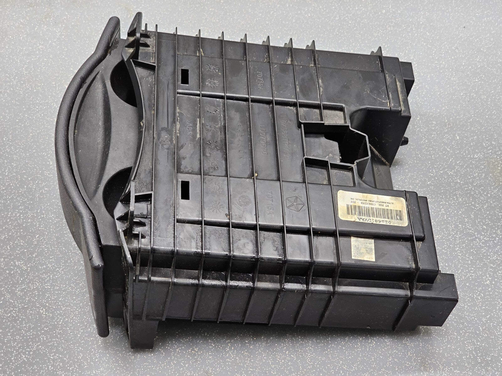 🔥08-10 Chrysler Town Country Grand Caravan Center Console Dash Cup Drink Holder