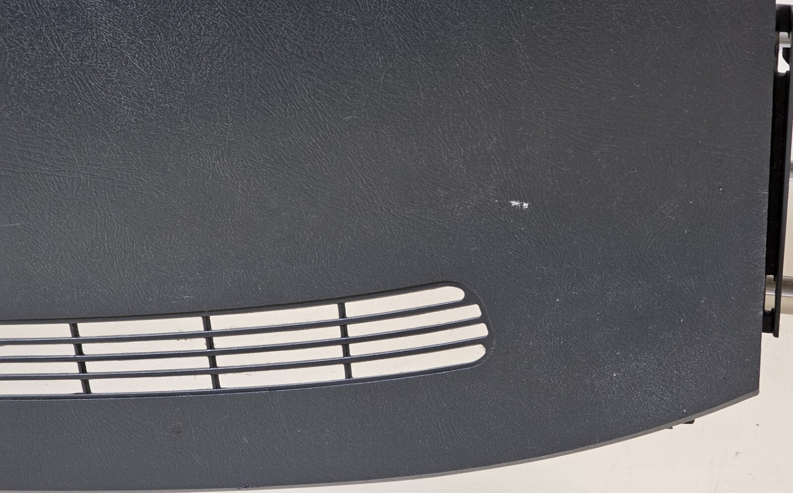 🔥99-06 SILVERADO SIERRA TAHOE Upper Cap Cover Top Dashboard Pad GRAPHITE DP1