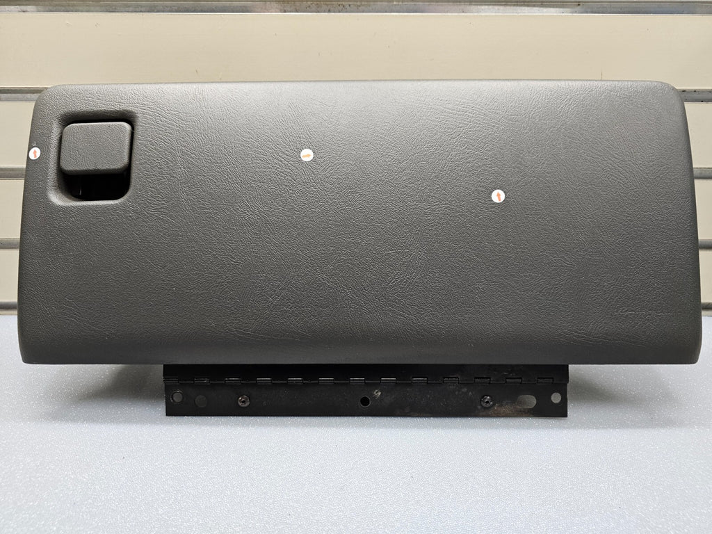 🔥99-06 SILVERADO SIERRA Dash GLOVE BOX Storage Compartment Assembly Black G3