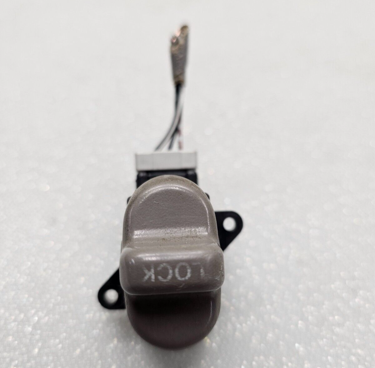 🔥98-02 HONDA ODYSSEY/ ACCORD DOOR LOCK SWITCH LEFT / RIGHT OEM TAN JC719