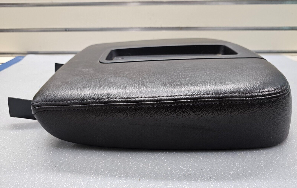 🔥07-13 Tahoe Suburban Yukon Leather Console Lid Armrest Cover Top Pad Black JS5