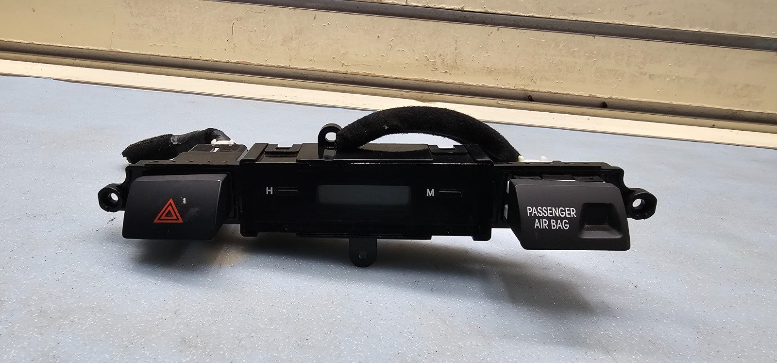 🔥06-10 Kia Sportage Hazard Switch Control Dash Digital Clock Display Time Black