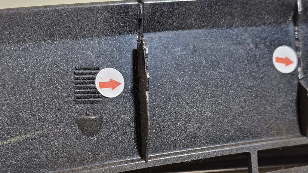 99-06 SILVERADO SIERRA TAHOE Upper Dash Cap Cover Top Dashboard Pad DK GRAY DP1