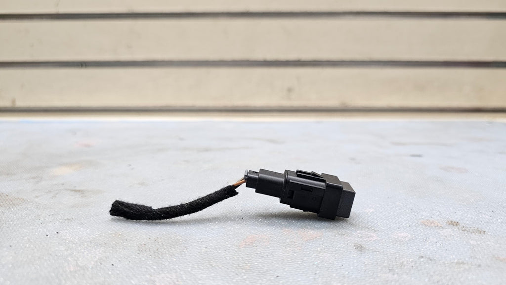 07-17 Acadia Enclave Traverse Center Hazard Light Switch Control Power Assembly