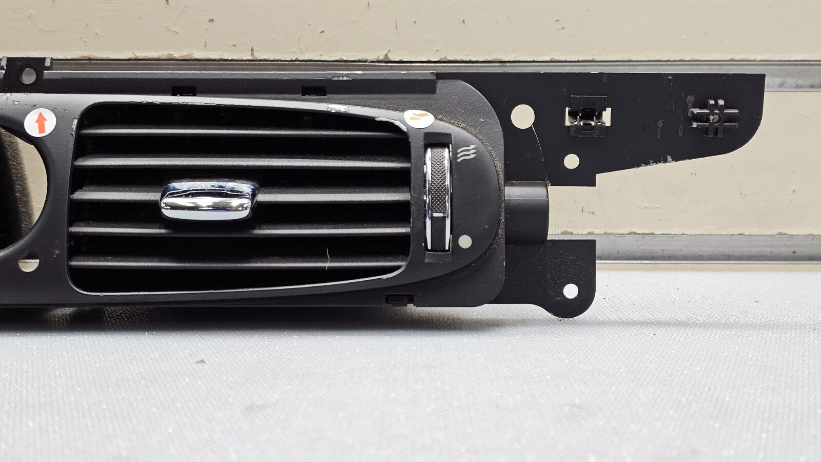 🔥04-09 Jaguar XJ8 Center Dash AC Heater Air Vent Conditioning Bezel Black OEM