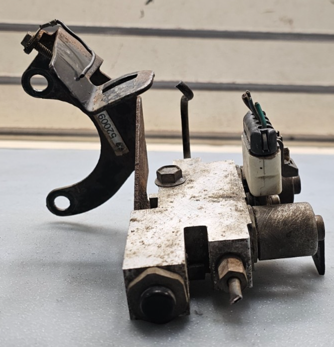 🔥98-01 DODGE RAM 1500 2500 DAKOTA DURANGO ABS BRAKE PROPORTIONING VALVE OEM/DR