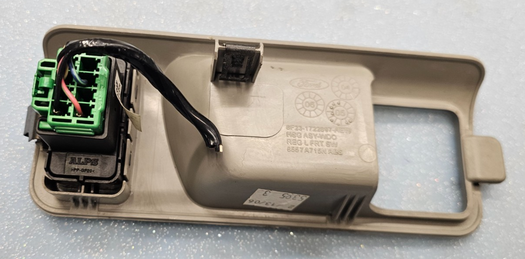 🔥04-07 Freestar Left Driver Front Door Panel Interior Handle Lock Switch Tan