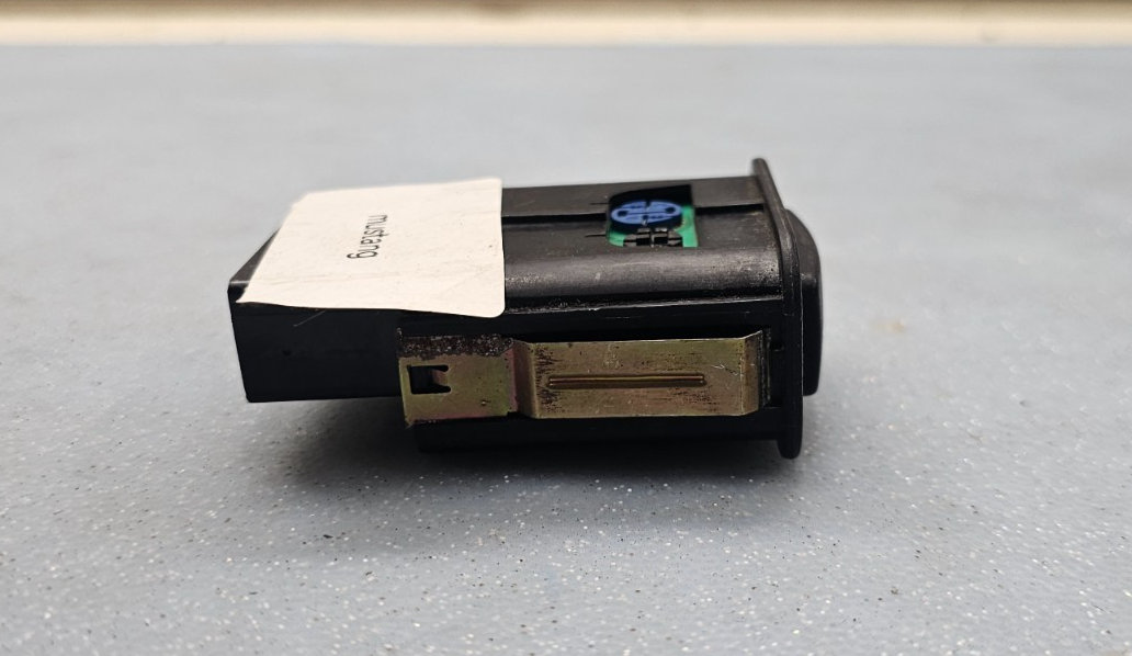 🔥1999-2000 Ford Mustang GT Traction Control Switch Assemb Button black OEM