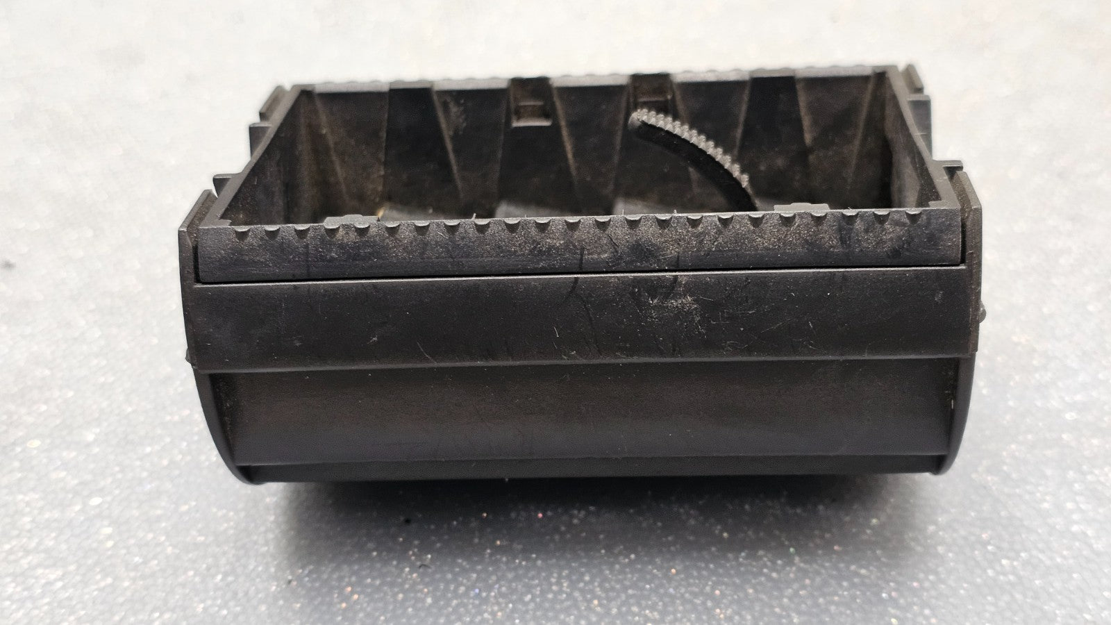 🔥01-06 Chrysler Sebring Center Dash AC A/C HVAC Air Vent Heater Panel Black