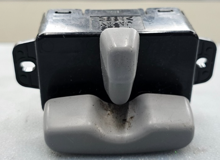 🔥05-13 SUBARU FORESTER OEM USED DRIVER LEFT SEAT SWITCH CONTROL ADJUSTMENT GRAY