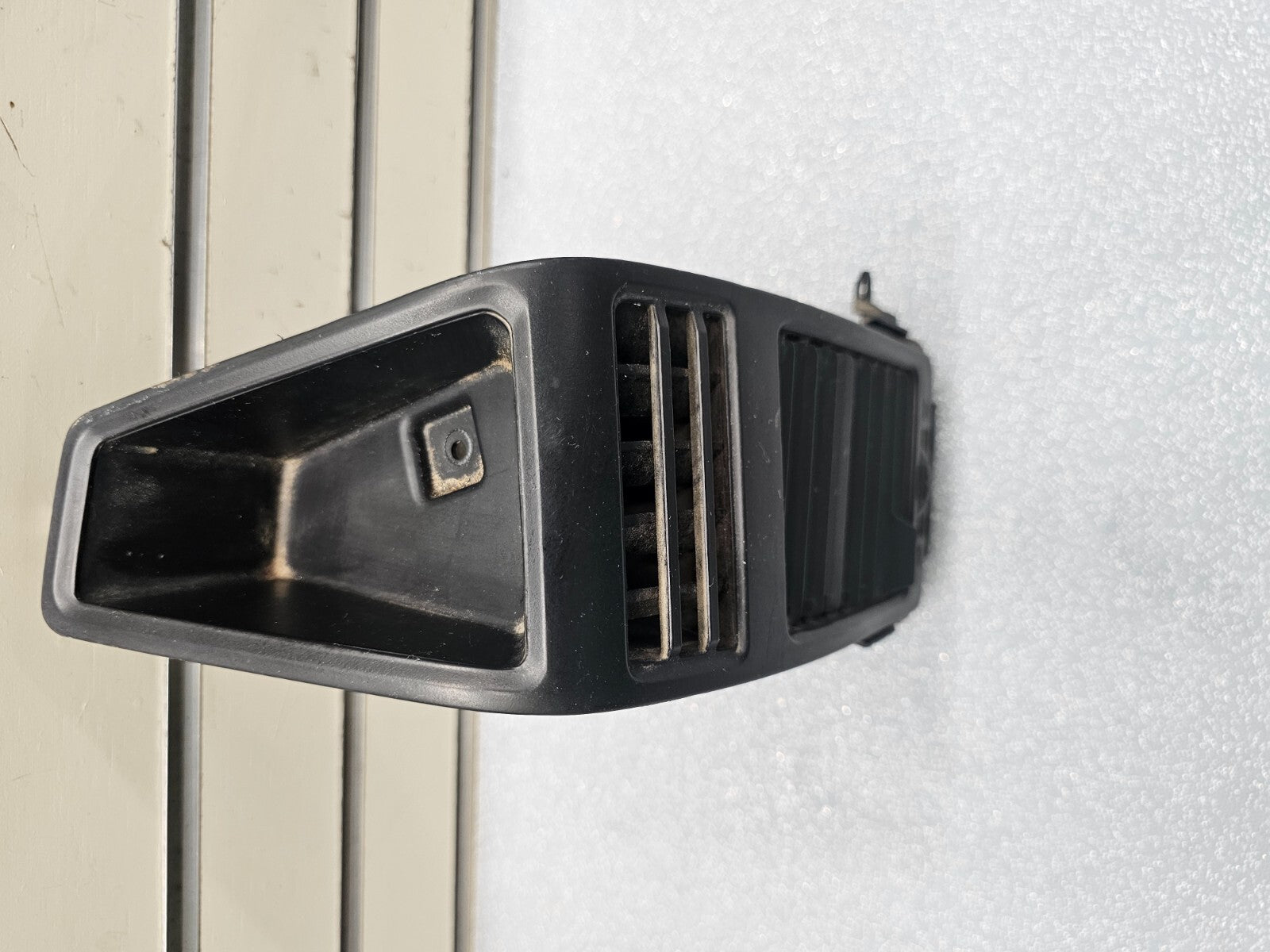 05-15 TITAN ARMADA QX56 DASH PASSENGER AIR VENT HEATER FILTER CONDITIONER BLACK