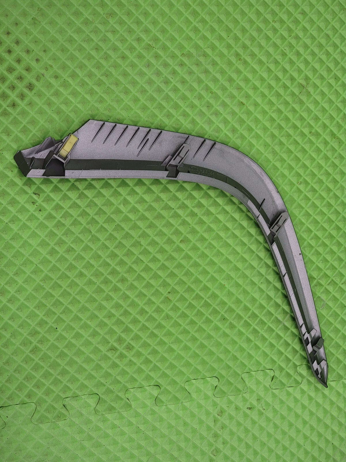 🔥2009-2013 Toyota Corolla Shifter Bezel Trim Molding Right side OEM silver