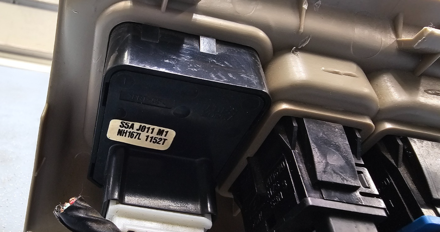 🔥01-05 Honda Civic Cruise Rear Defrost Side Mirror Control Switch OEM TAN