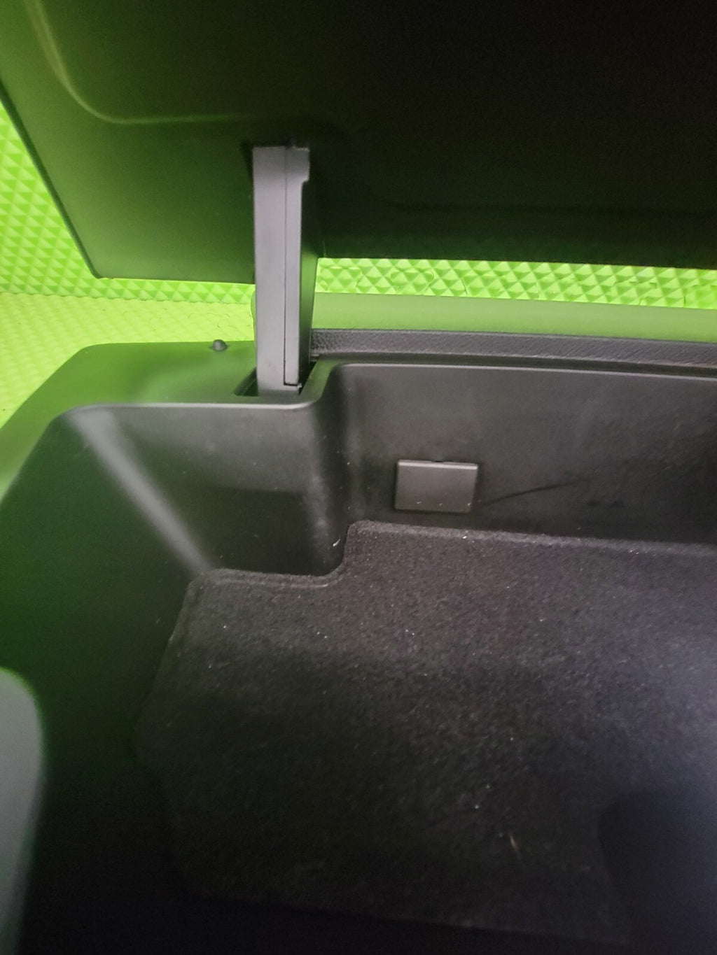 🔥09-15 Chevy Traverse Dash Storage Cubby Compartment Cover Box Assembly Black