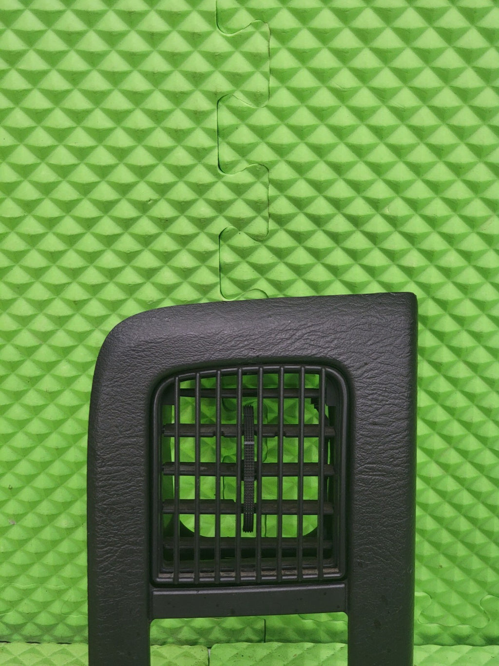 🔥02-05 Dodge RAM Front Left Driver Side A/C Heat Air Vent Taupe BLACK VT7