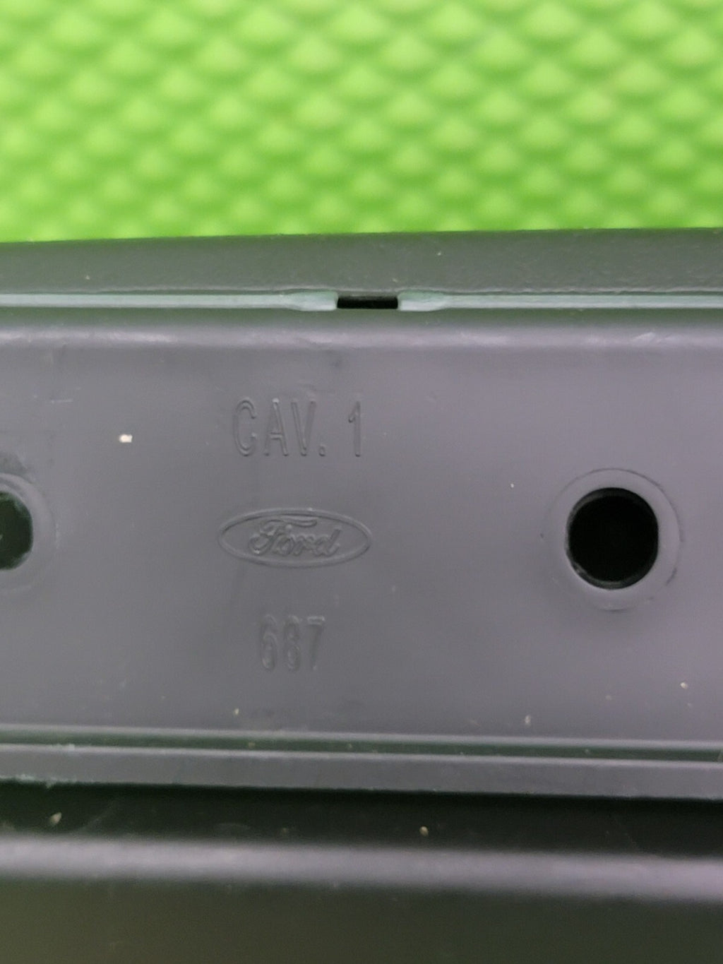 🔥97-02 FORD F150 F250 Expedition Dash Compartment Storage Glove Box Black OEM