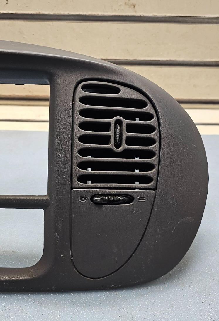 🔥97-03 Ford F150 F-150 Dash Radio Stereo Climate BEZEL Trim Panel Line GRAY B1