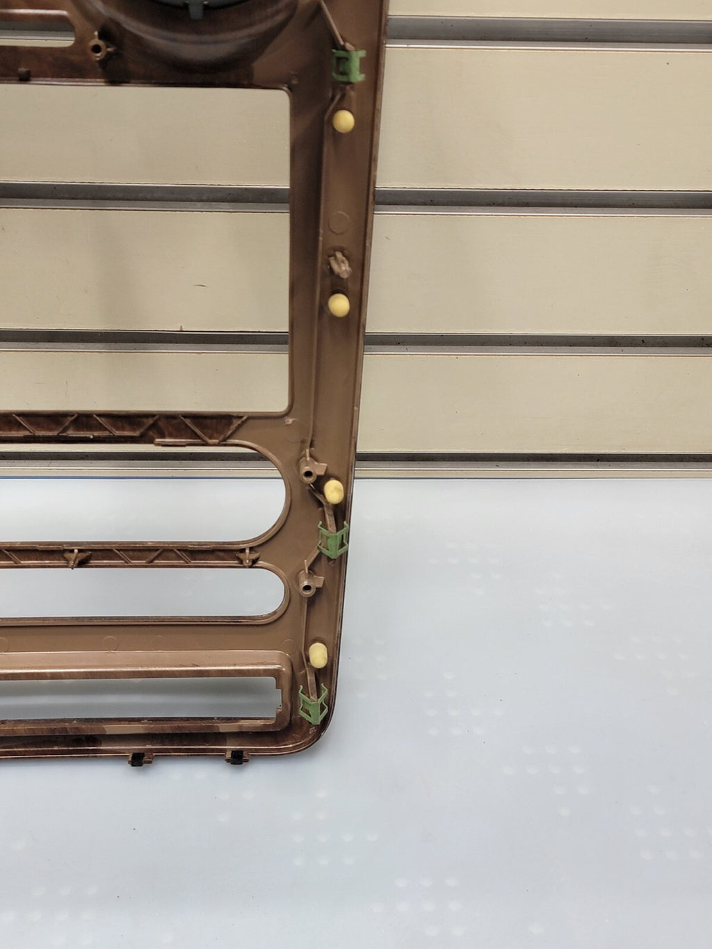 08-09 FORD Taurus X Ford freestyle Center Dash Radio Climate Beze Trim woodgrain