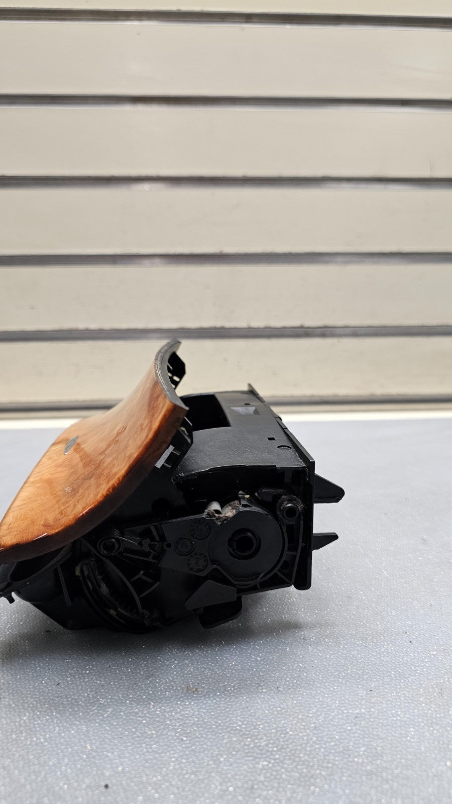 🔥03-11 Mercedes E55 E63 CLS500 Center Pocket Ashtray Ash Tray MATTE Wood OEM