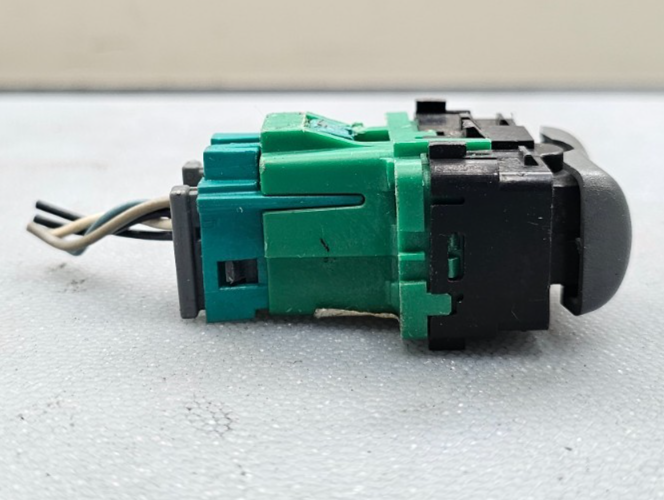 🔥97-05 GRAND PRIX VENTURE FRONT LEFT DRIVER POWER DOOR LOCK SWITCH PUSH BUTTON