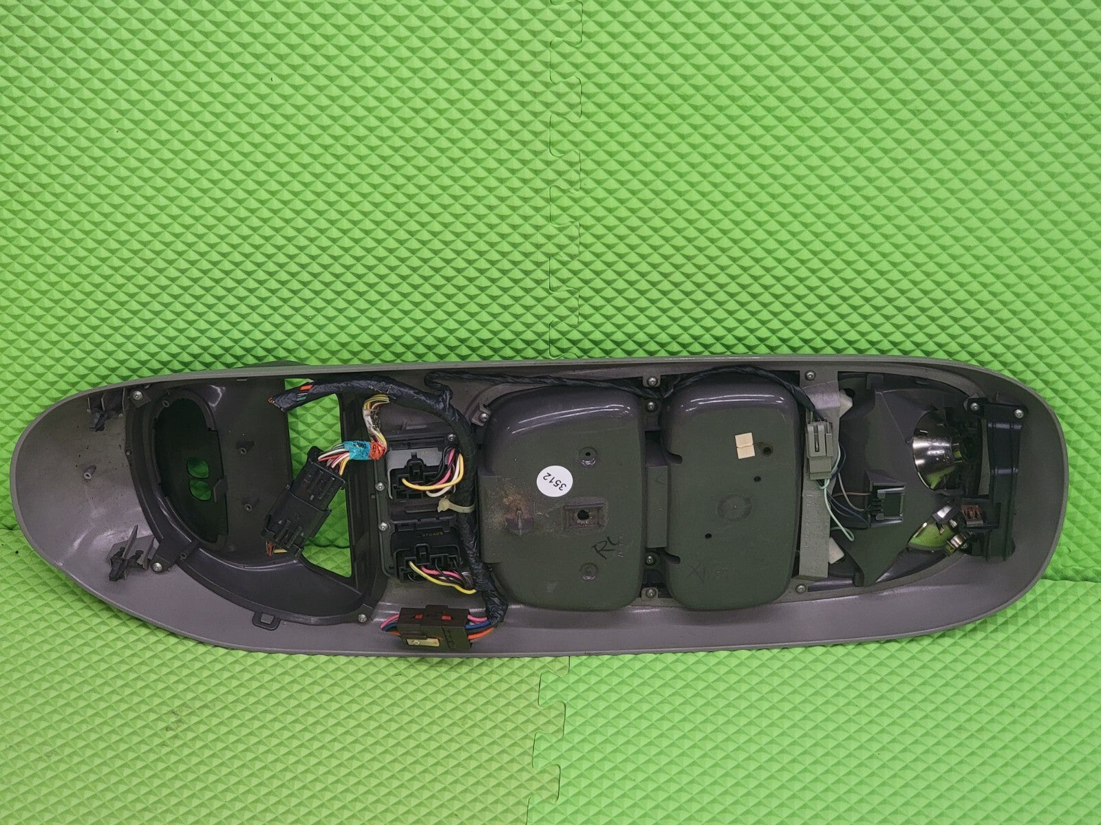 🔥97-02 Ford Expedition Overhead Climate Console Map Light Display OEM Gray