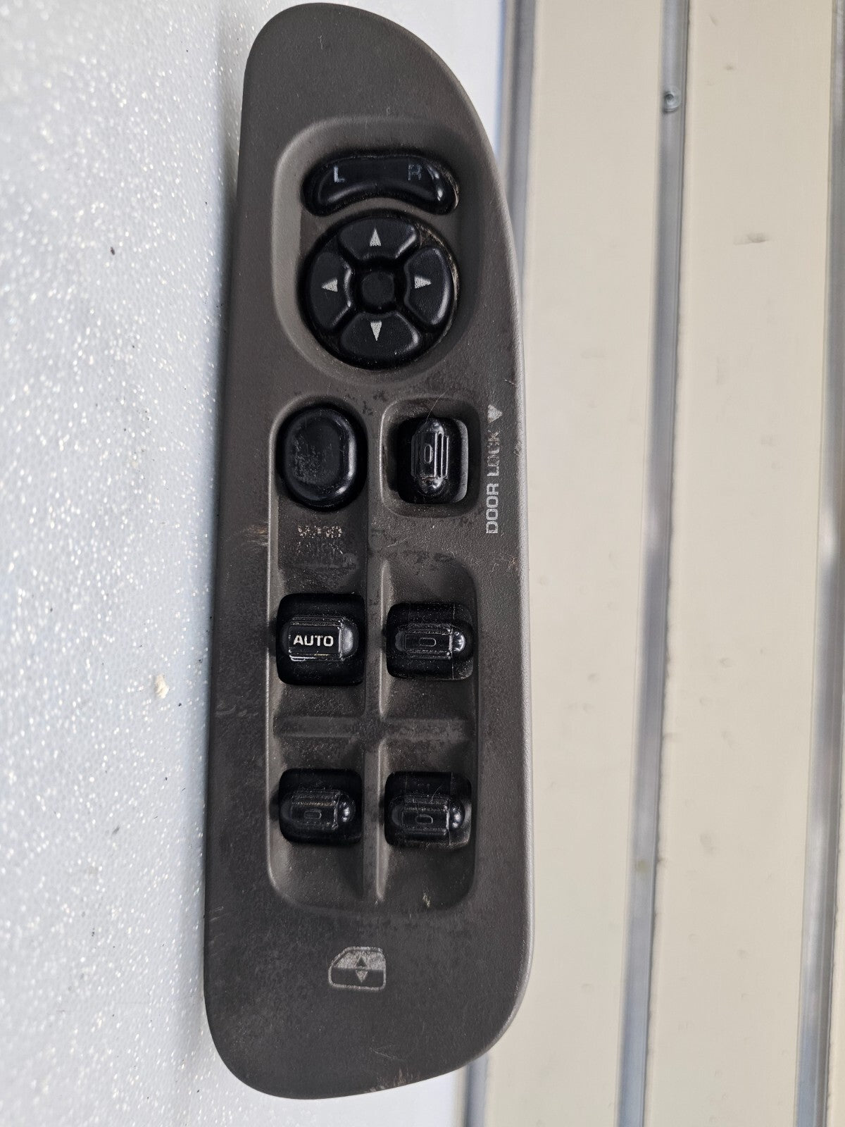 03-09 DODGE RAM 1500 2500 Front Left Driver Power Master Window Switch OEM Black