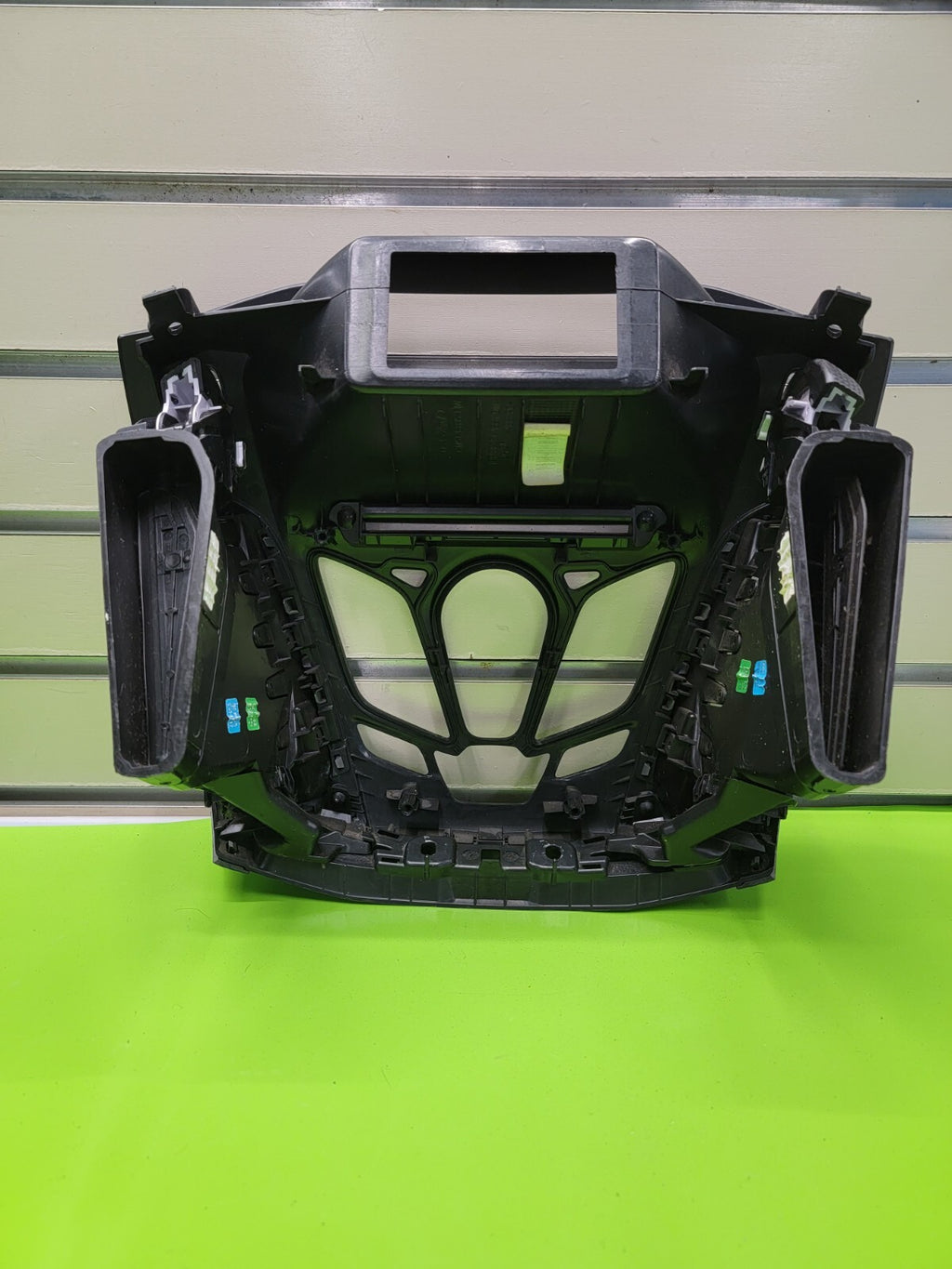 🔥12-14 FORD FOCUS FRONT CENTER AIR VENT GRILLE RADIO DISPLAY PANEL BEZEL TRIM