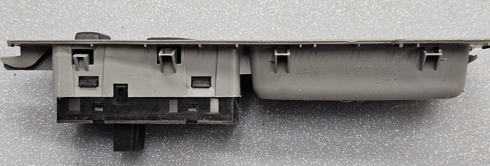 07-11 Charger Dakota Chrysler 200 300 Right Passenger Power Window Switch Gray