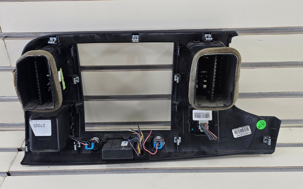 🔥07-14 Silverado SIERRA Center Dash Radio Bezel AC Climate Trim 2 Vent BLACK B6
