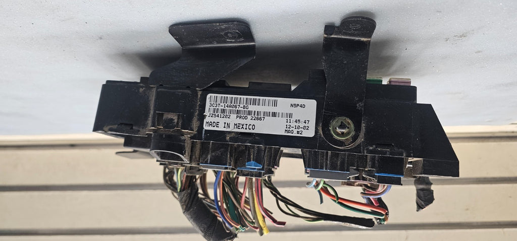 🔥03-04 Ford F250 Excursion Fuse Block Relay Box Junction Body Control Module