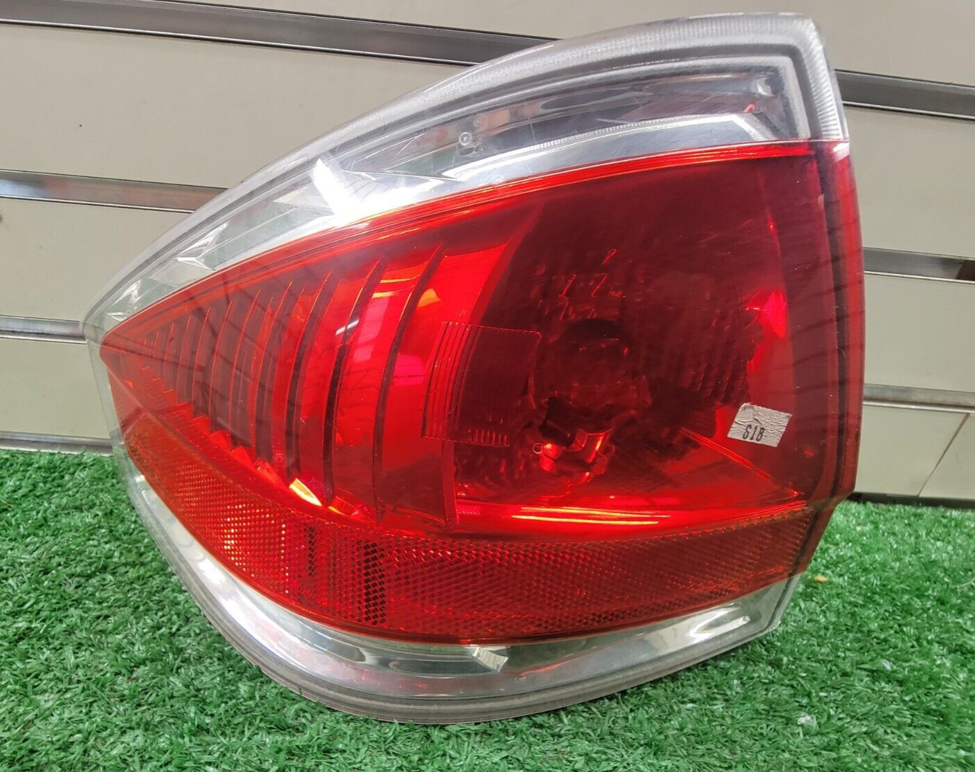🔥08-11 Ford Focus Sedan Left Driver Side Tail Light Lamp Assembly Chrome OEM