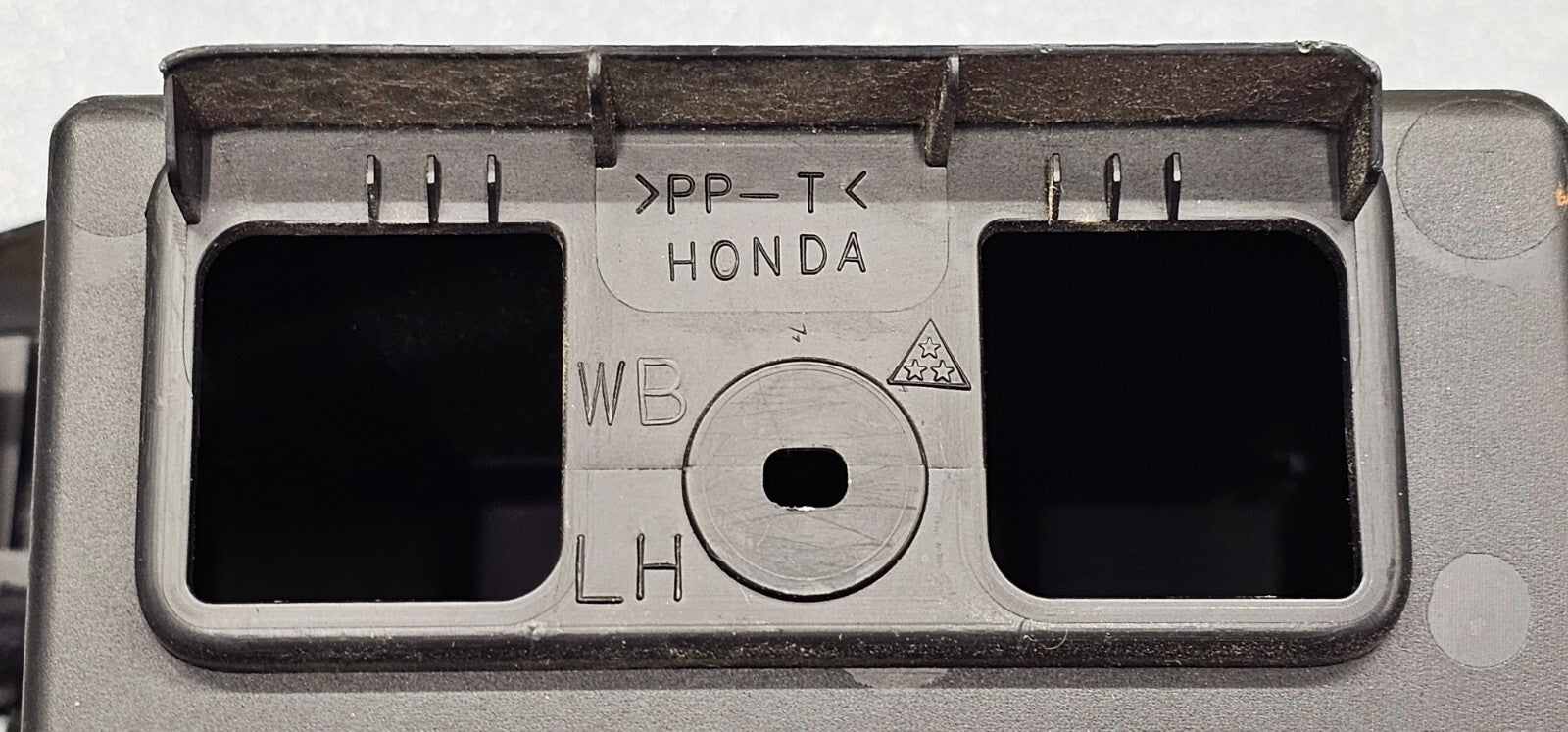 05-06 Honda CR-V OEM Center Dash Console Panel Storage Box Compartment Cubby Bin