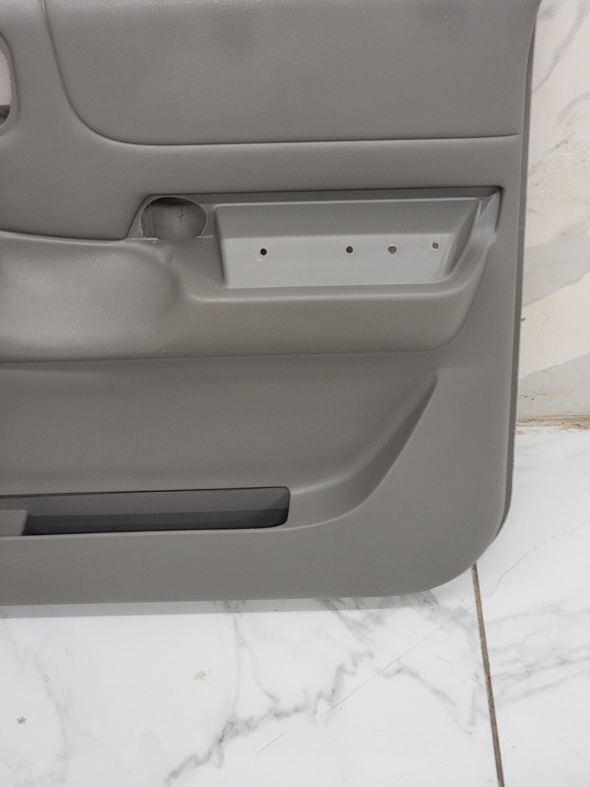 98-04 Chevy Blazer Jimmy S-10 GMC Sonoma Front Door Panels Manual OEM RIGHT GRAY