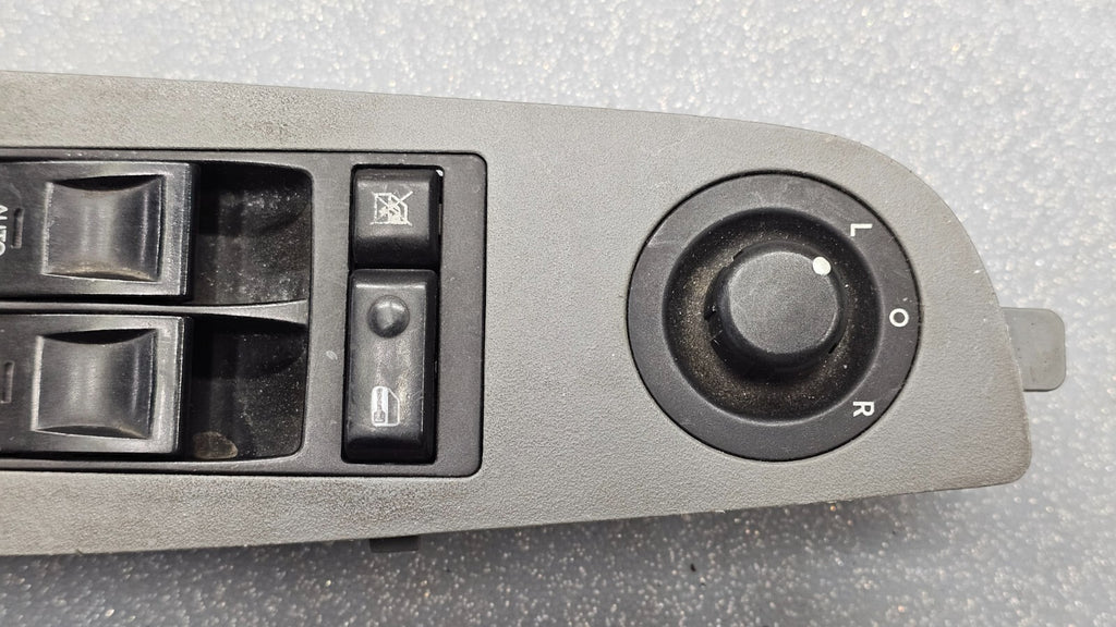 🔥07-14 Chrysler 200 patriot Dakota Left Driver Master Window Switch Grey
