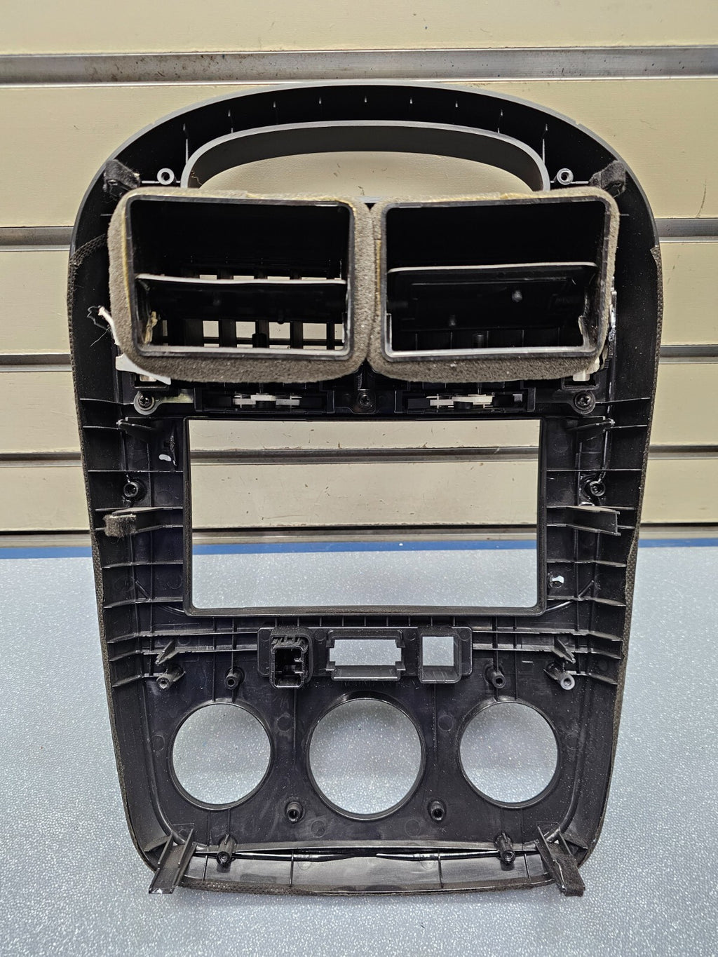 🔥07-09 Spectra Center Dash Radio Stereo Display Climate Trim Panel Bezel Black