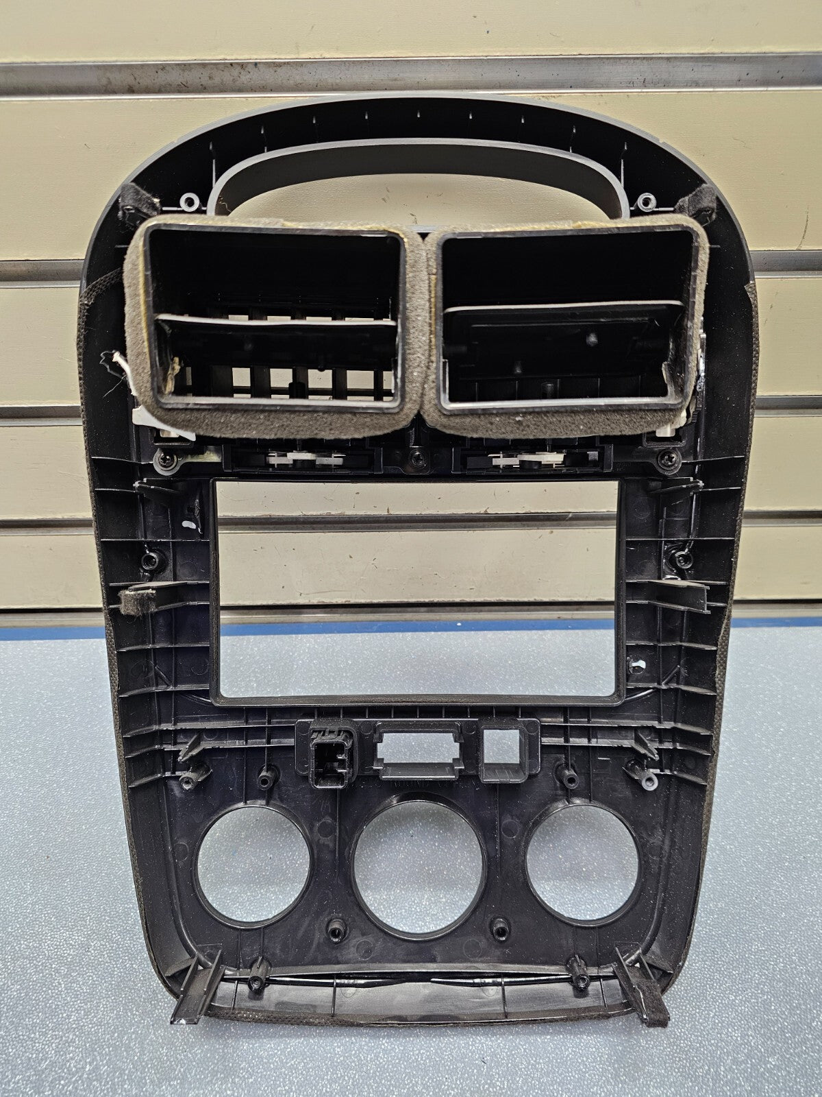 🔥07-09 Spectra Center Dash Radio Stereo Display Climate Trim Panel Bezel Black