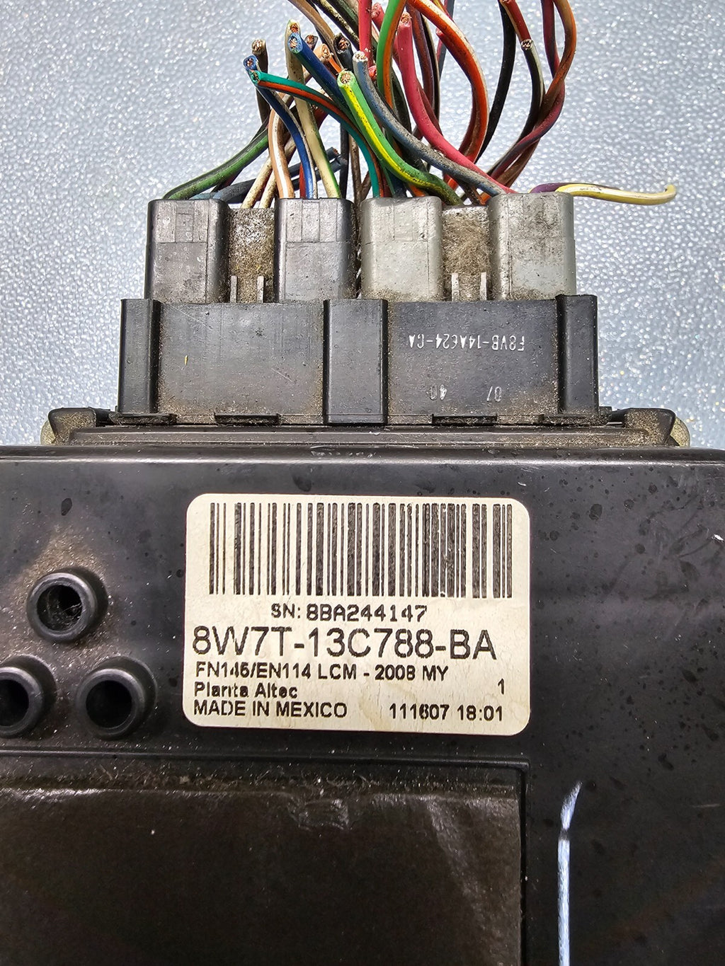 08-11Town Car Grand Marquis Crown Victoria LCM Headlight Control Module Assembly