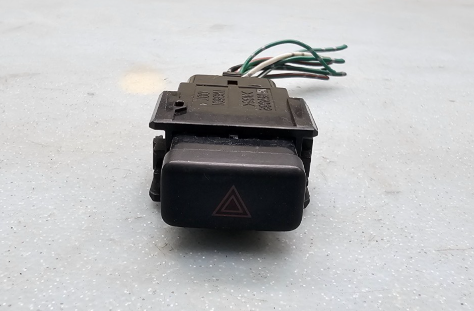 🔥98-10 Corolla Lexus ES300 Avalon Hazard Warning Emergency Light Control Switch