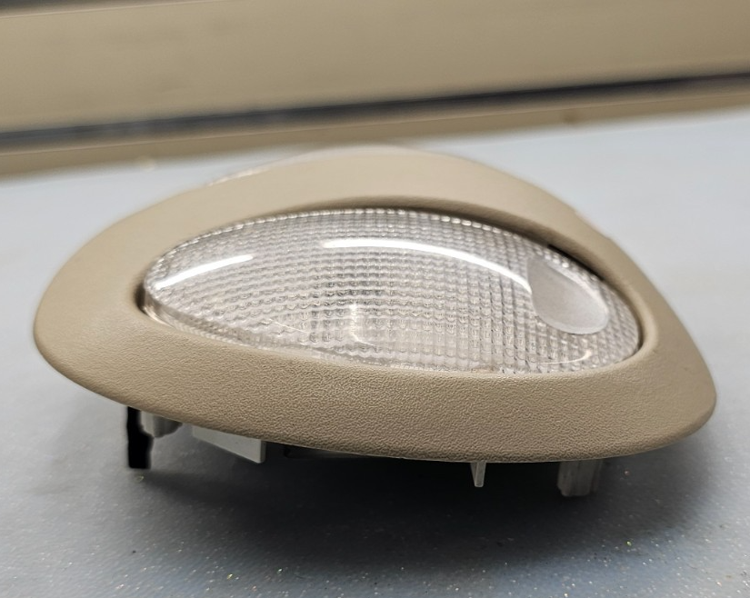 🔥1995-2001 CHRYSLER VOYAGER ROOF DOME LAMP LIGHT OEM TAN