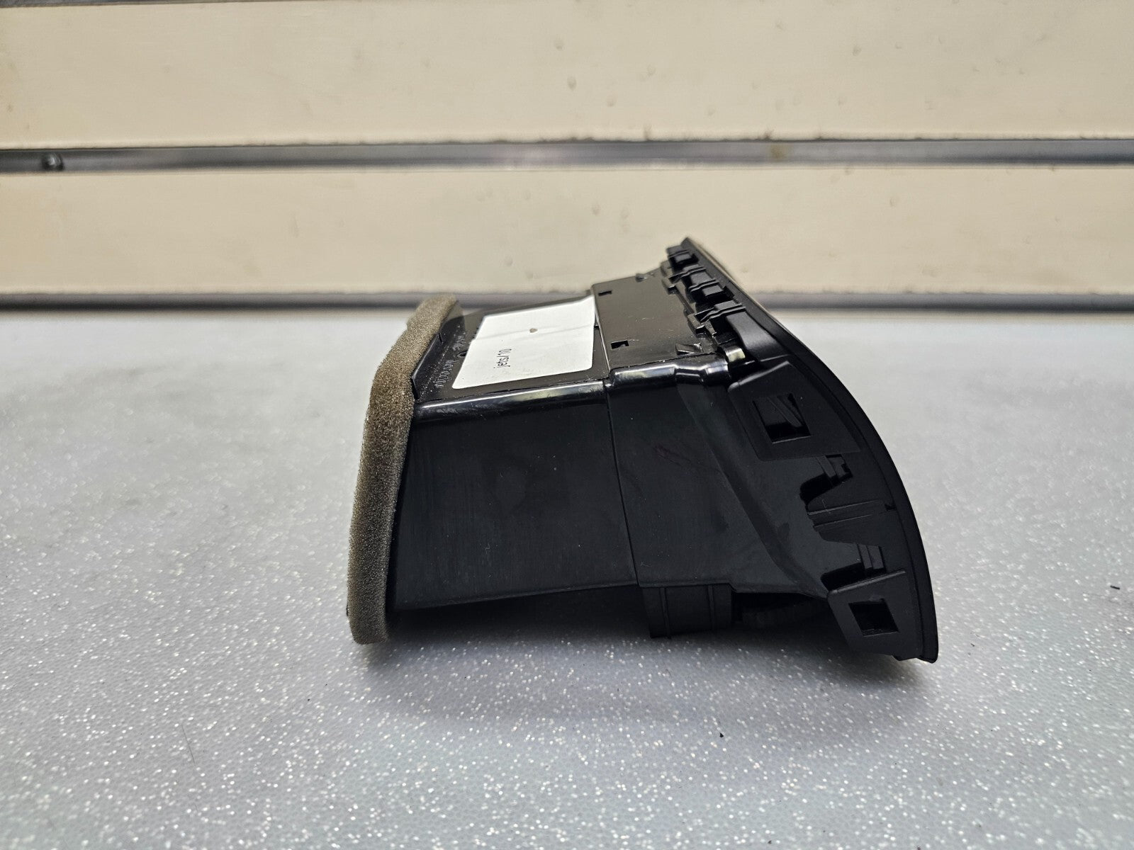 🔥05-10 VOLKSWAGEN JETTA FRONT CENTER DASH LEFT DRIVER AIR VENT HEATER BLACK