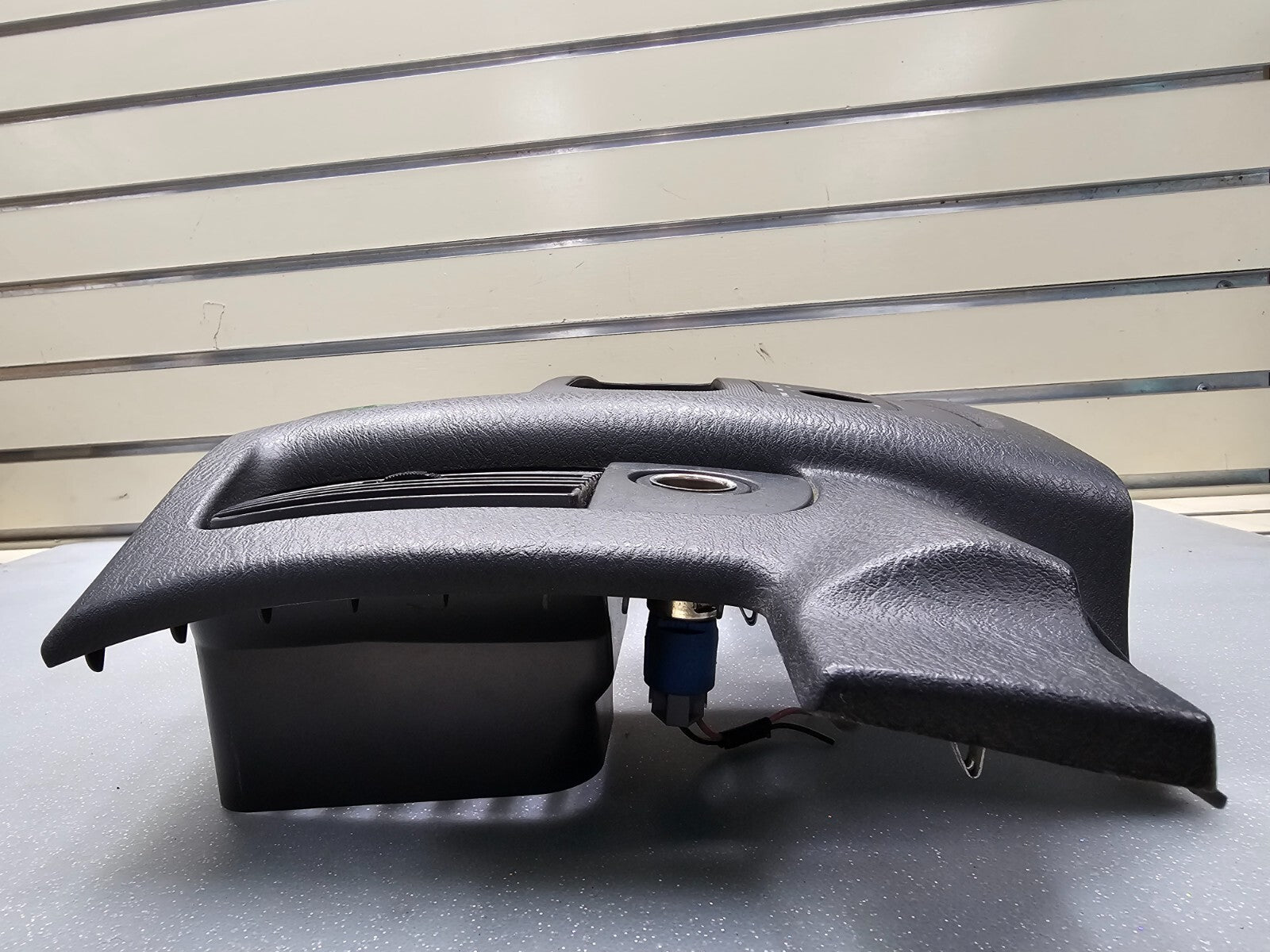 🔥02-05 Dodge RAM Dash RADIO SUUROUND Bezel Climate Trim Panel Storage Black B10