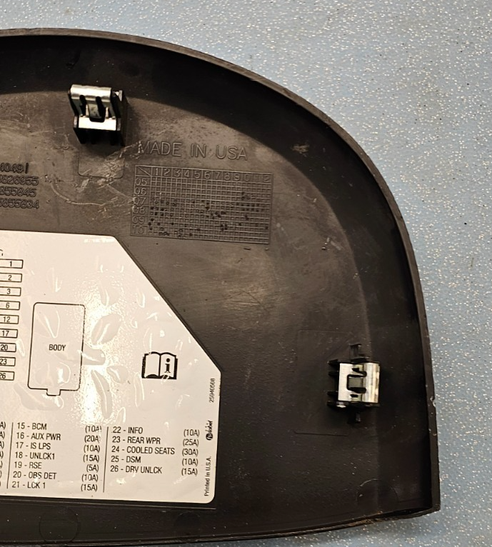 🔥2007-2012 TAHOE SUBURBAN YUKON DASH LEFT FUSE TRIM PANEL COVER BLACK OEM