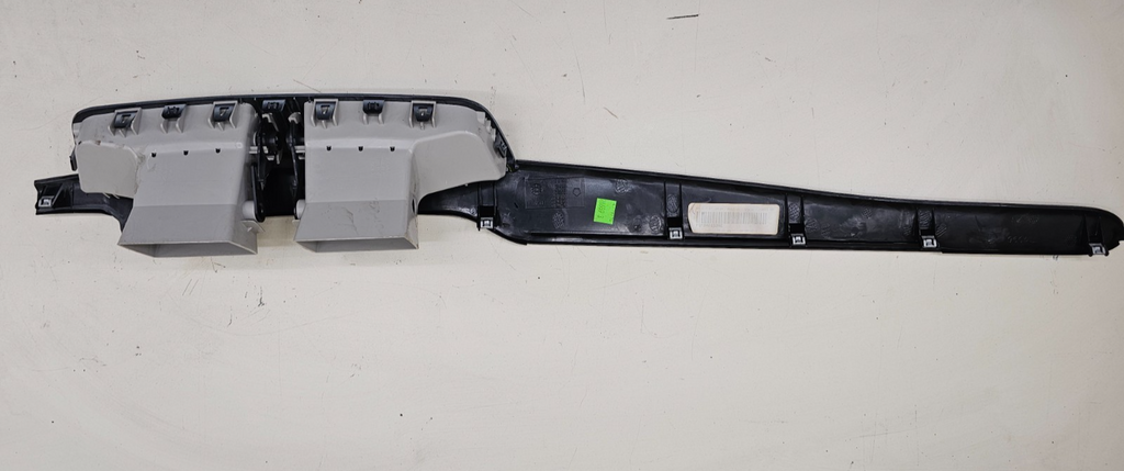 🔥09-14 Volkswagen Routan Dash Front Center Trim Bezel Panel Air Vent Silver OEM