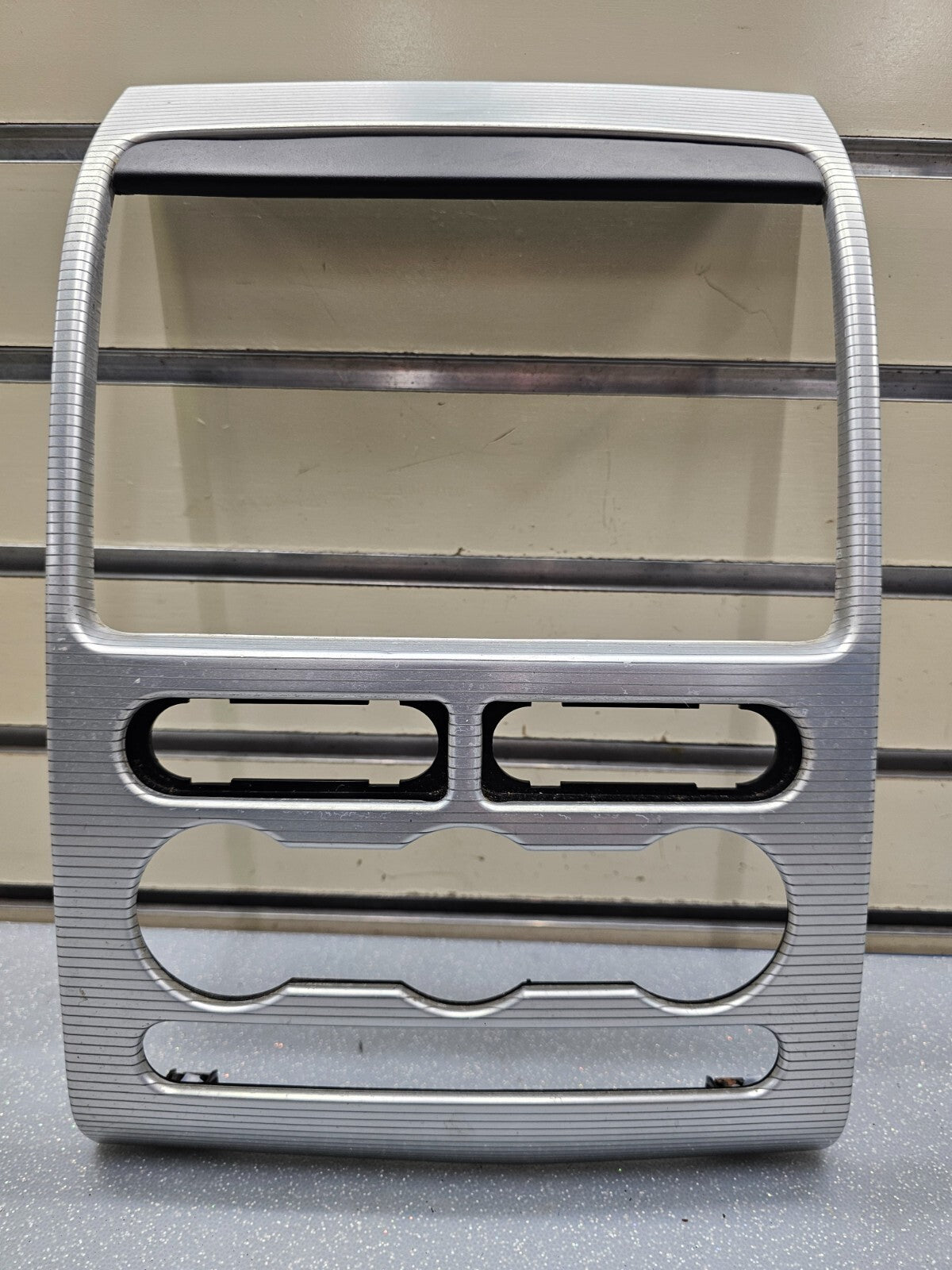 🔥07-10 Ford Edge Front Center Dash Bezel Radio Storage Climate Control SILVER