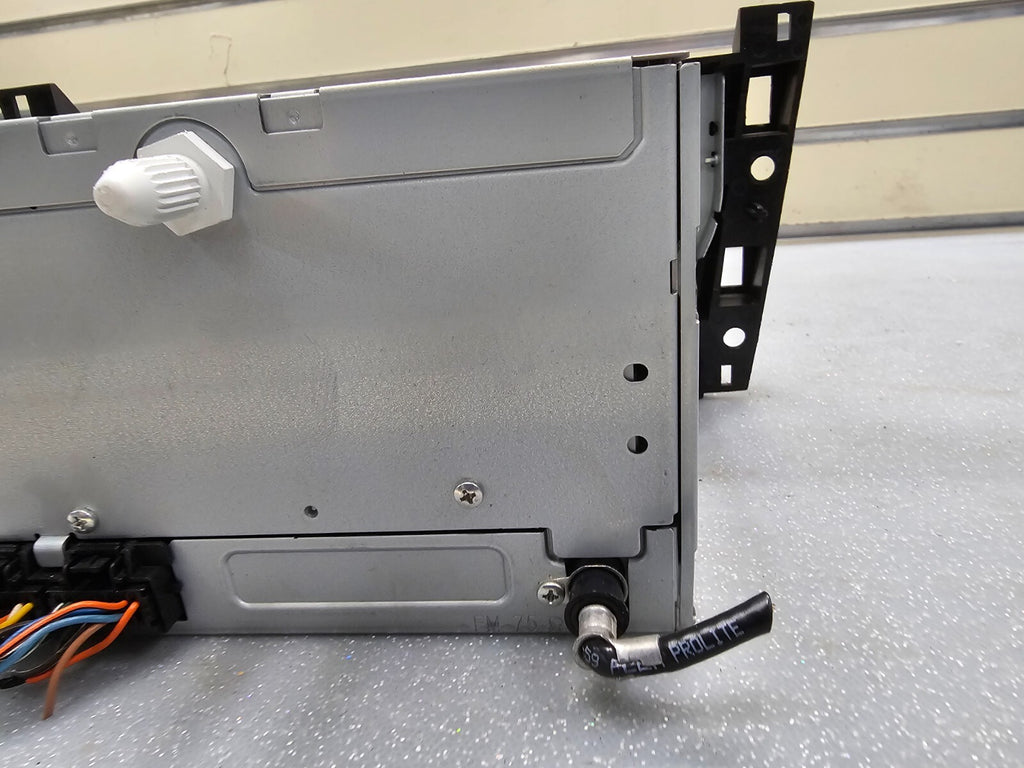🔥2007 - 2009 Cadillac DTS SRX Radio CD MP3 Player OEM GNE42