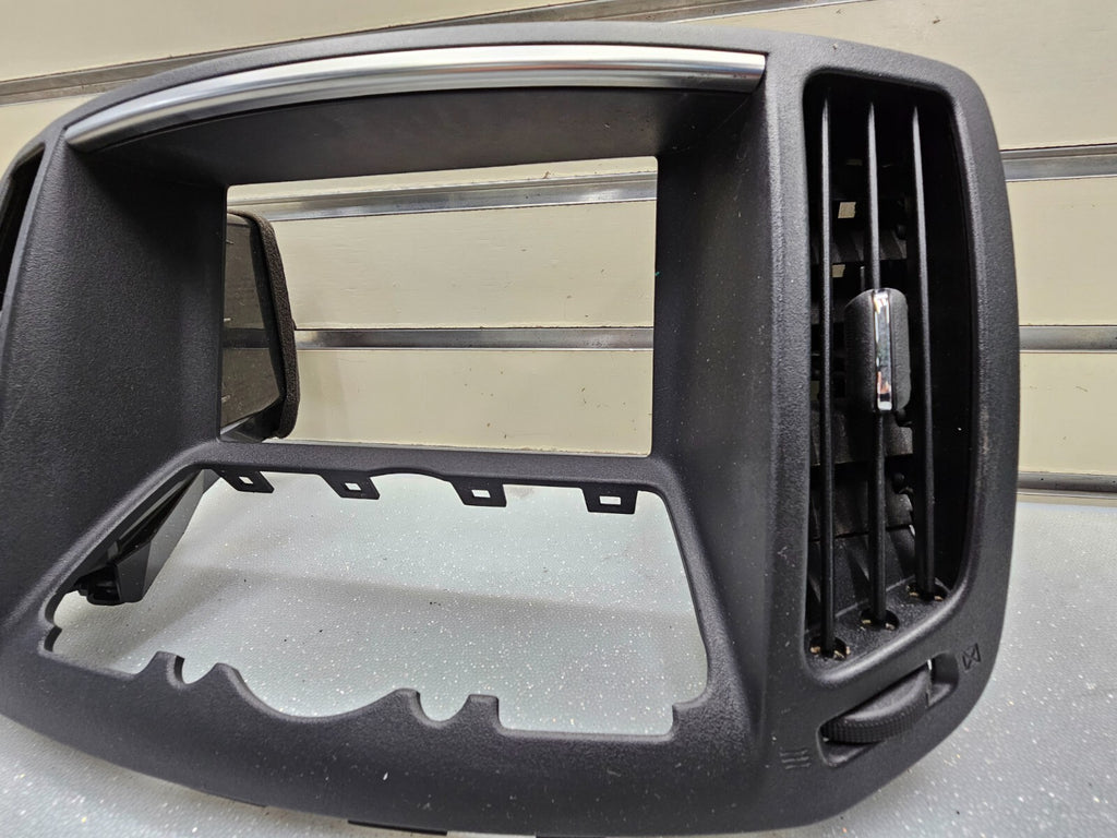 08-13 Infiniti G37 Center Dash Air Vent Navigation Radio Switch Bezel Trim Black