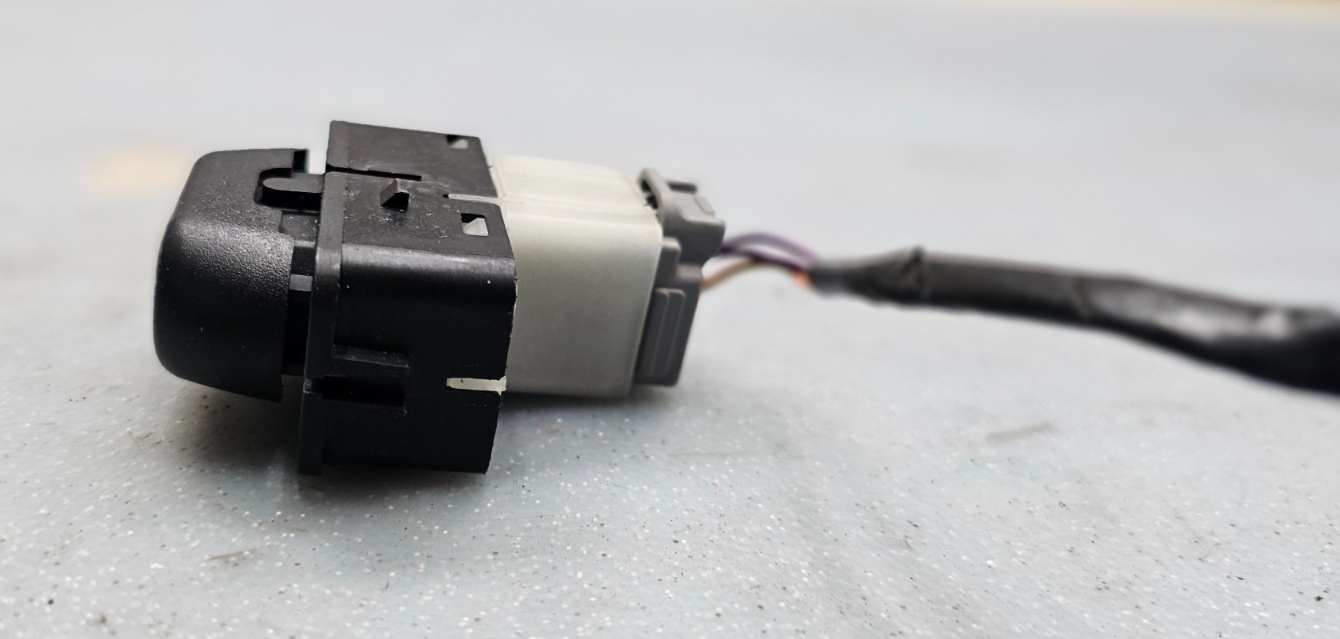 🔥00-05 Mercury Sable Ford Taurus Right Passenger Power Window Door Switch